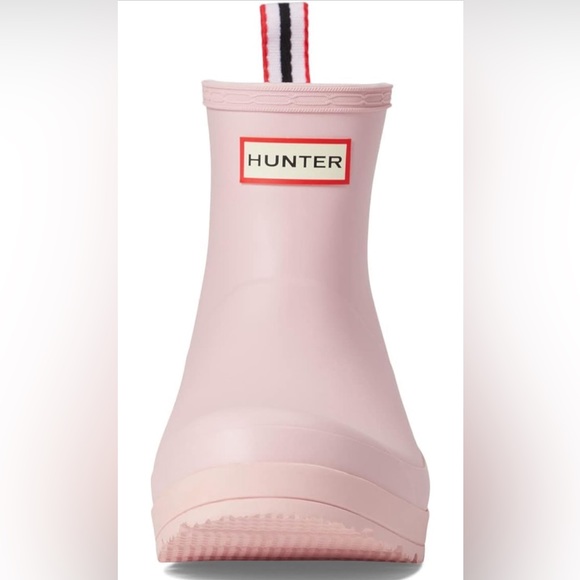 Hunter Women's Original Play Short Boots size 9
Shaft height
6 Inches - Picture 2 of 9